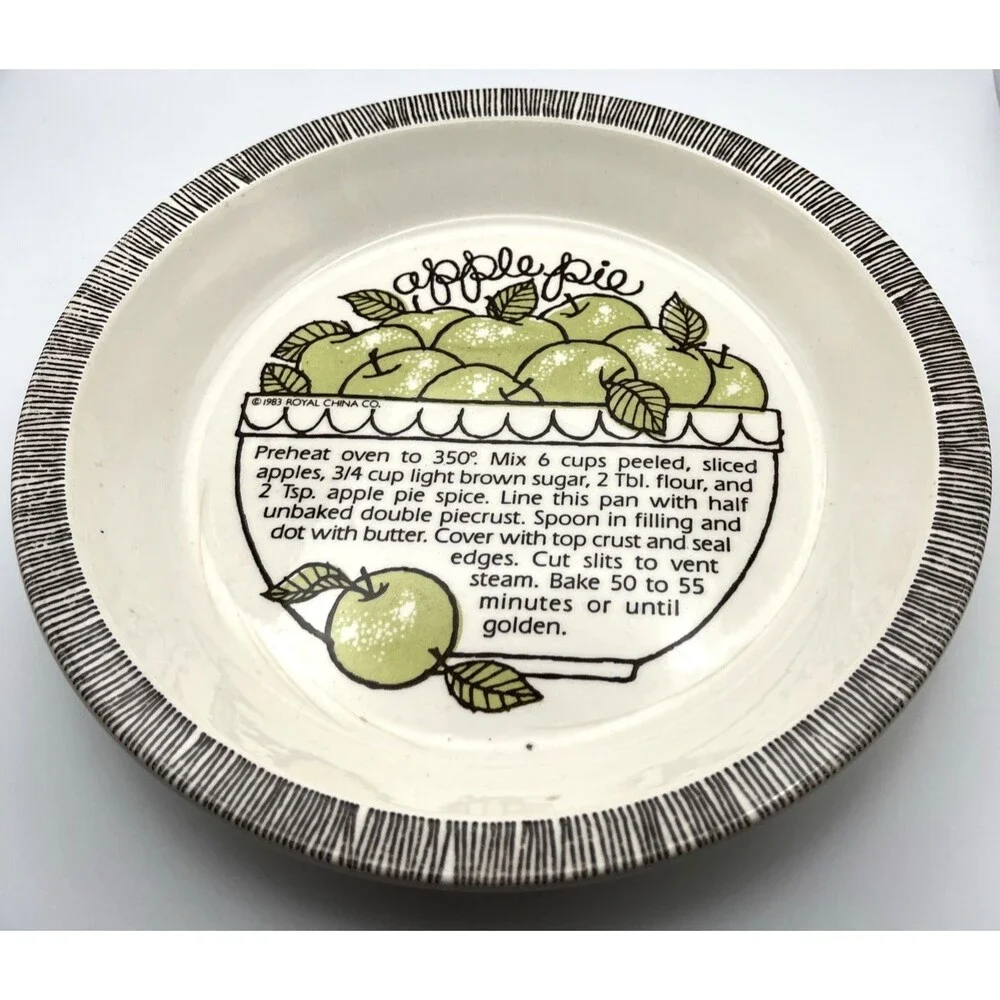 Vintage 1983 Royal China Country Harvest Apple Pie Recipe Baking Pie Plate USA